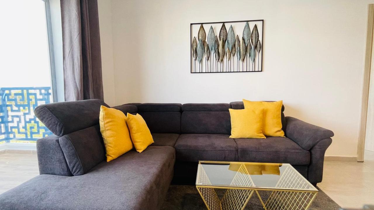 Luxury Apartment With Pool Martil Bagian luar foto