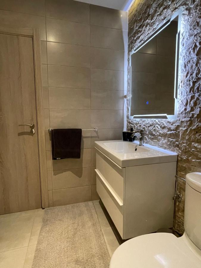 Luxury Apartment With Pool Martil Bagian luar foto
