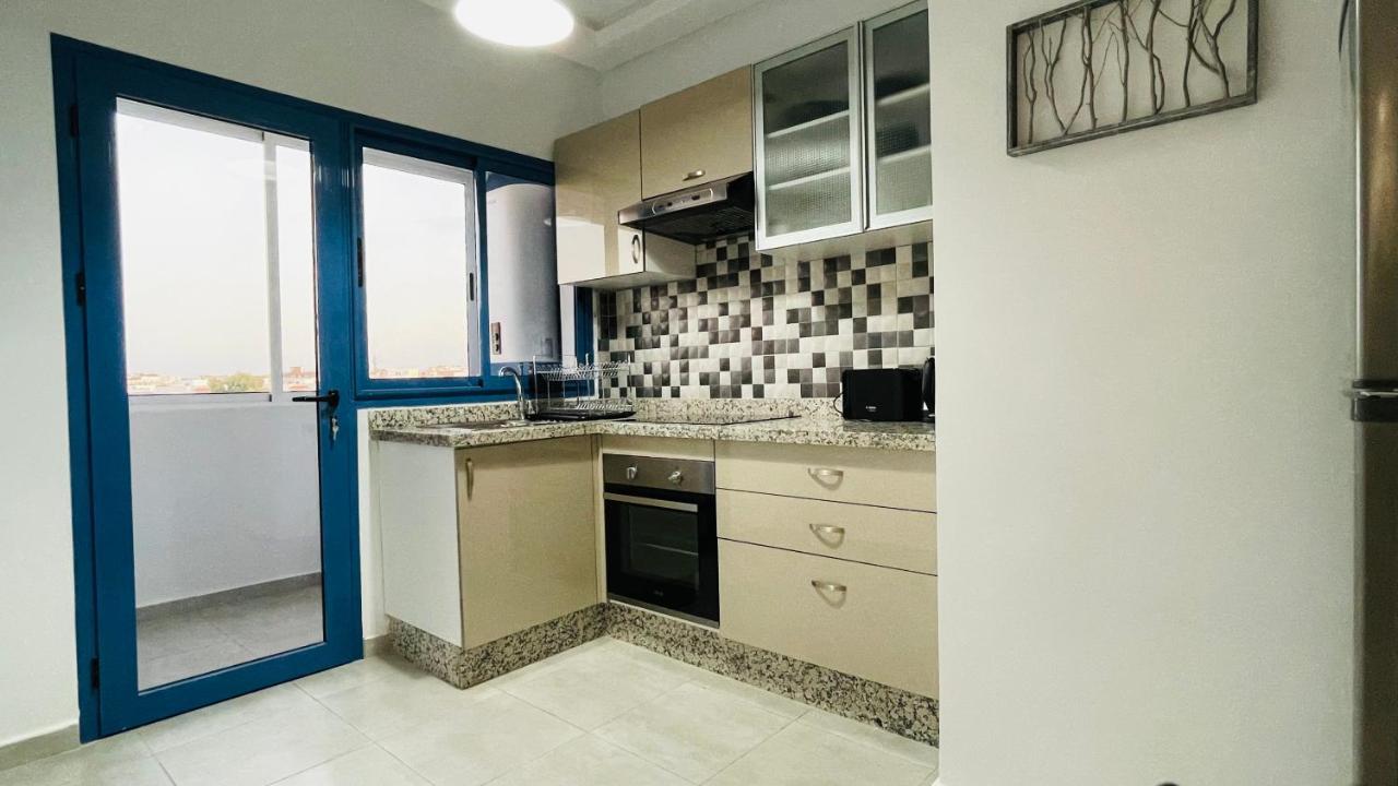 Luxury Apartment With Pool Martil Bagian luar foto